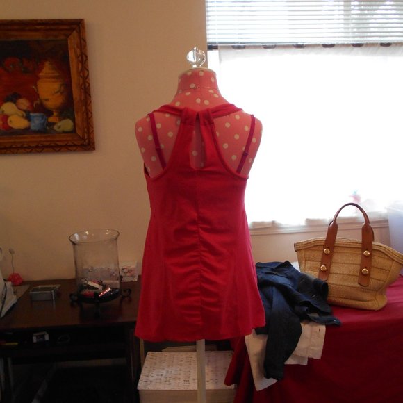 Athleta Medium Workout Tank Bright Pink - Picture 1 of 5